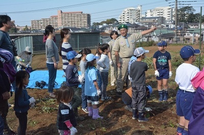 161106_楽しいいもほり03.jpg