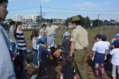 161106_楽しいいもほり04.jpg